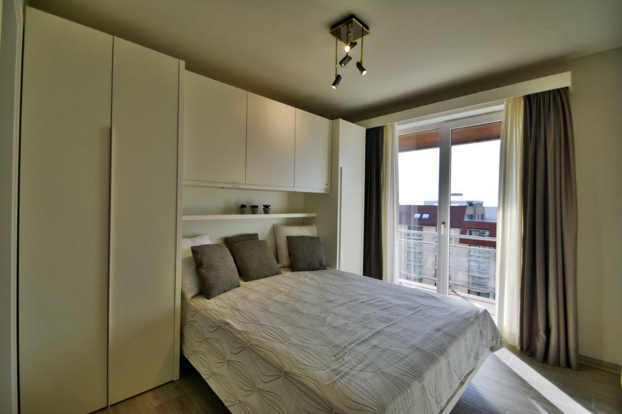 Scorpio B Apartment นิวว์ปอร์ท ภายนอก รูปภาพ